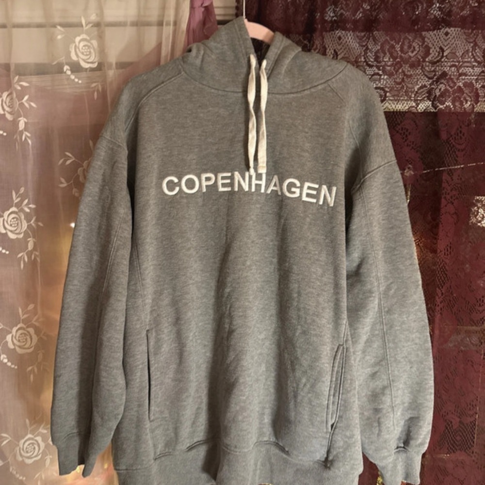 Primark Copenhagen Women’s Sweatshirt